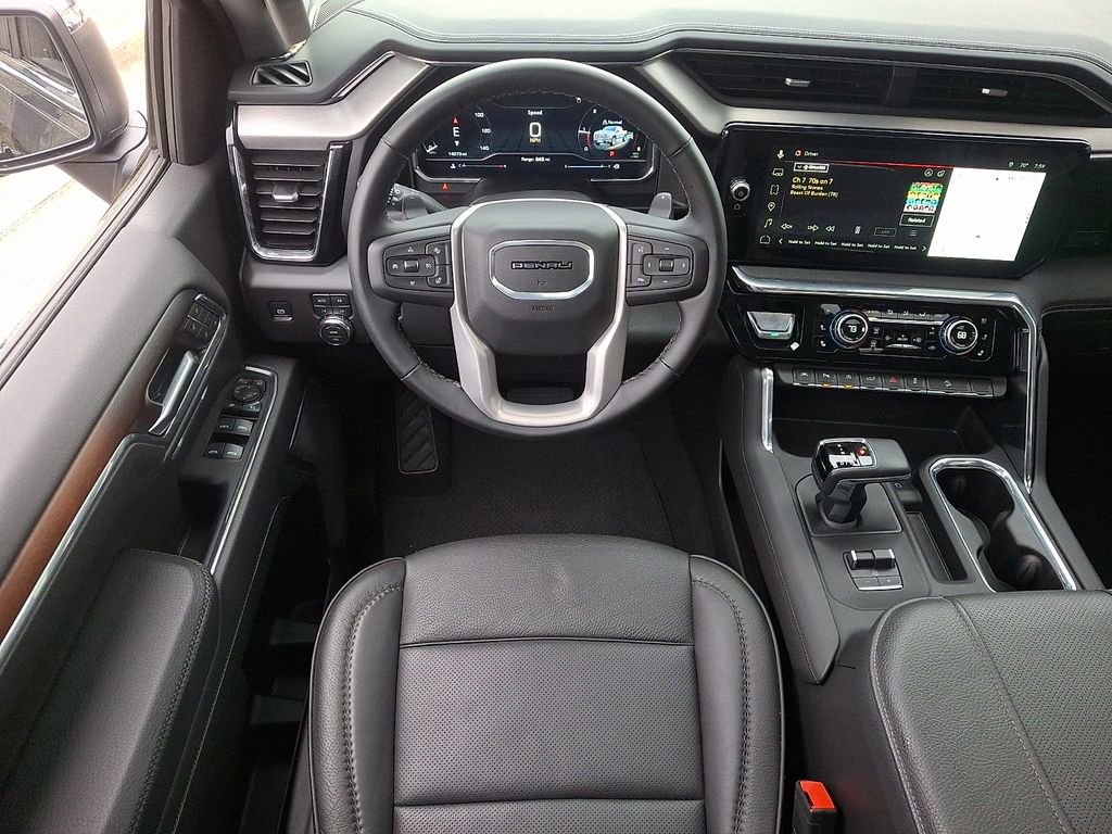 Used 2025 GMC Sierra 1500 Denali w/ Denali Reserve Package image 11