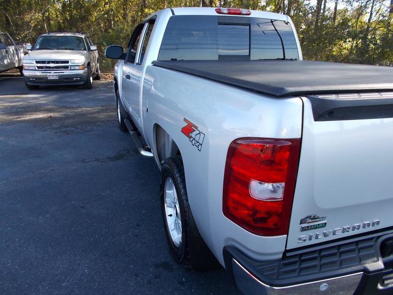 Used 2011 Chevrolet Silverado 1500 LT w/ All-Star Edition AWD/4WD image 4