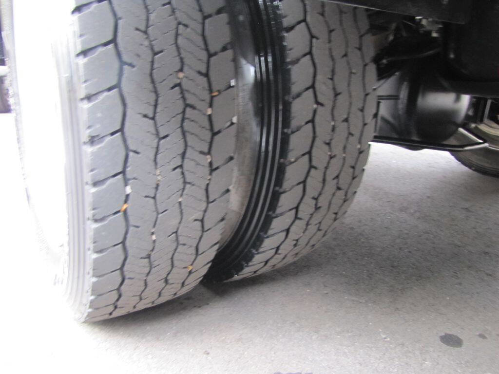 Used 2024 RAM 4500 SLT w/ Quick Order Package 2YG SLT image 26