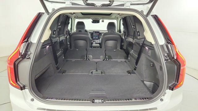 New 2025 Volvo XC90 T8 Ultra w/ Protection Package Premier AWD/4WD image 46