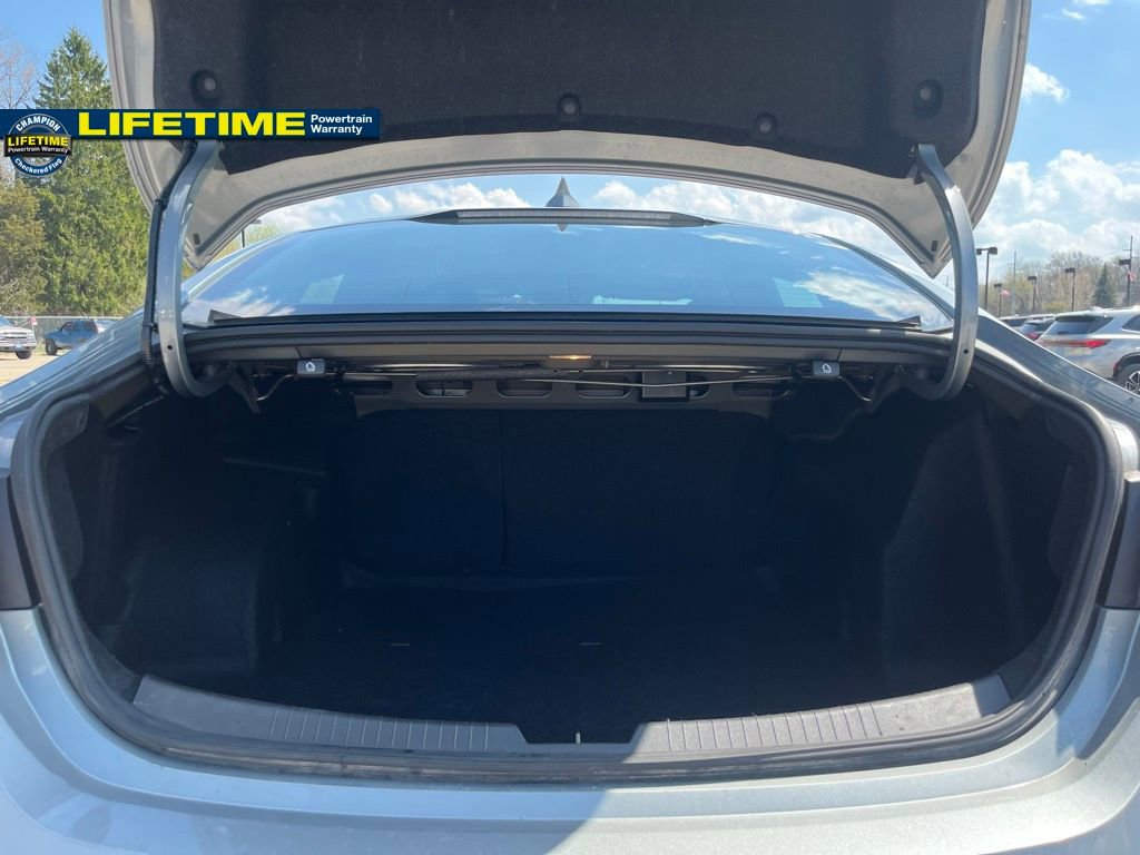 Used 2025 Chevrolet Malibu LT FWD image 13