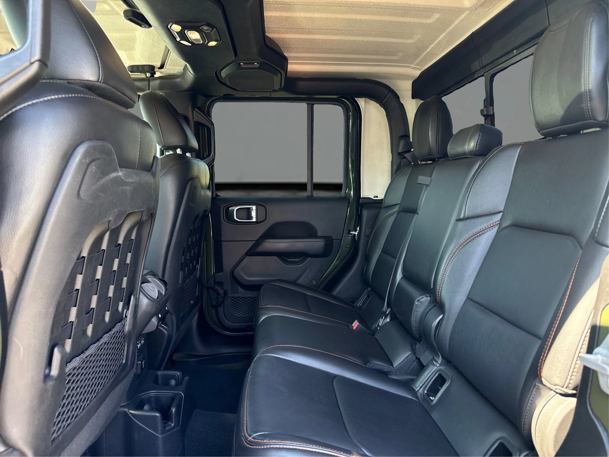 Used 2022 Jeep Gladiator Mojave w/ Cold Weather Group image 10