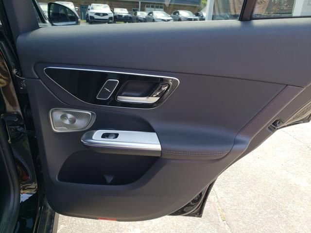 New 2025 Mercedes-Benz GLC 300 4MATIC image 15