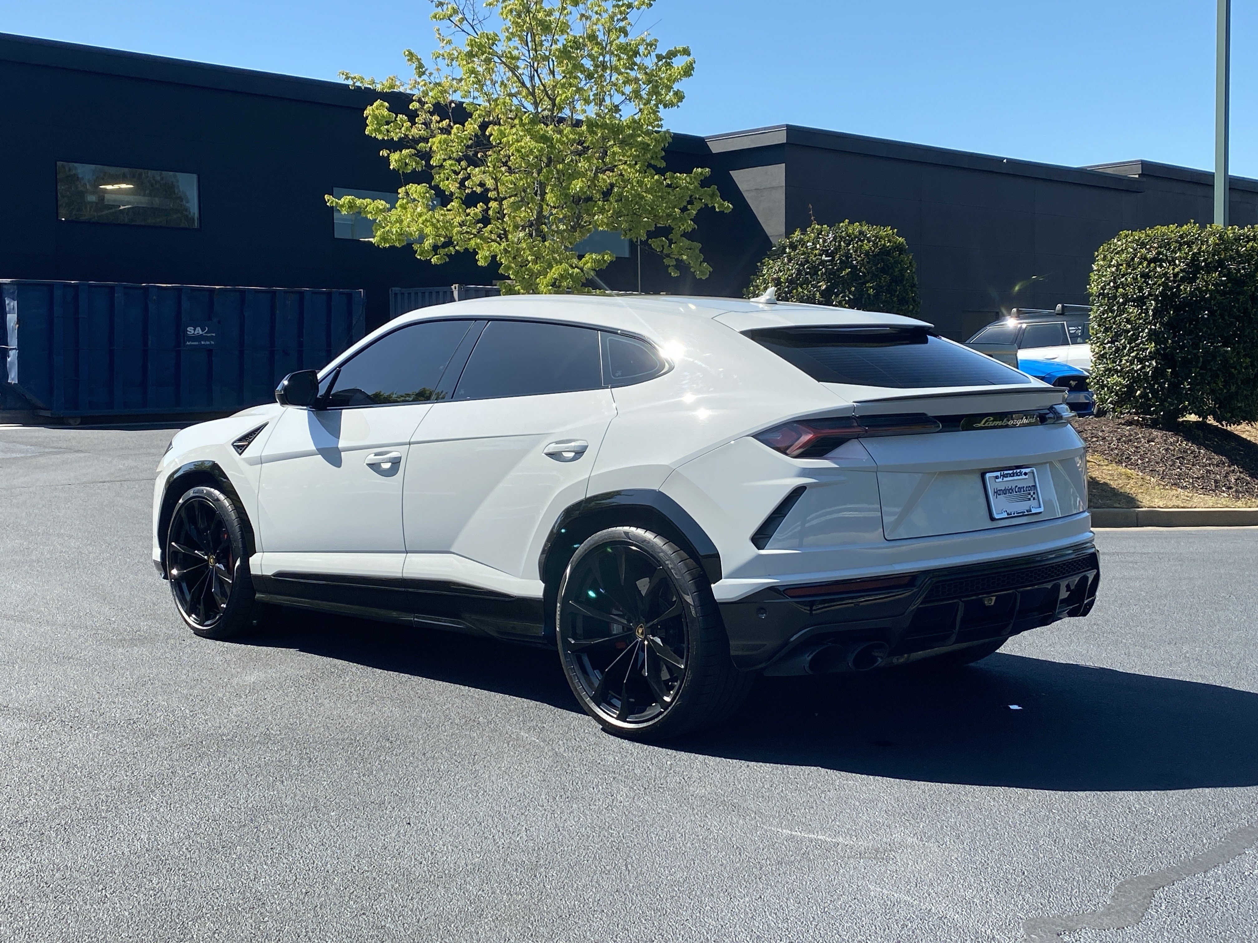 Used 2022 Lamborghini Urus AWD/4WD image 16