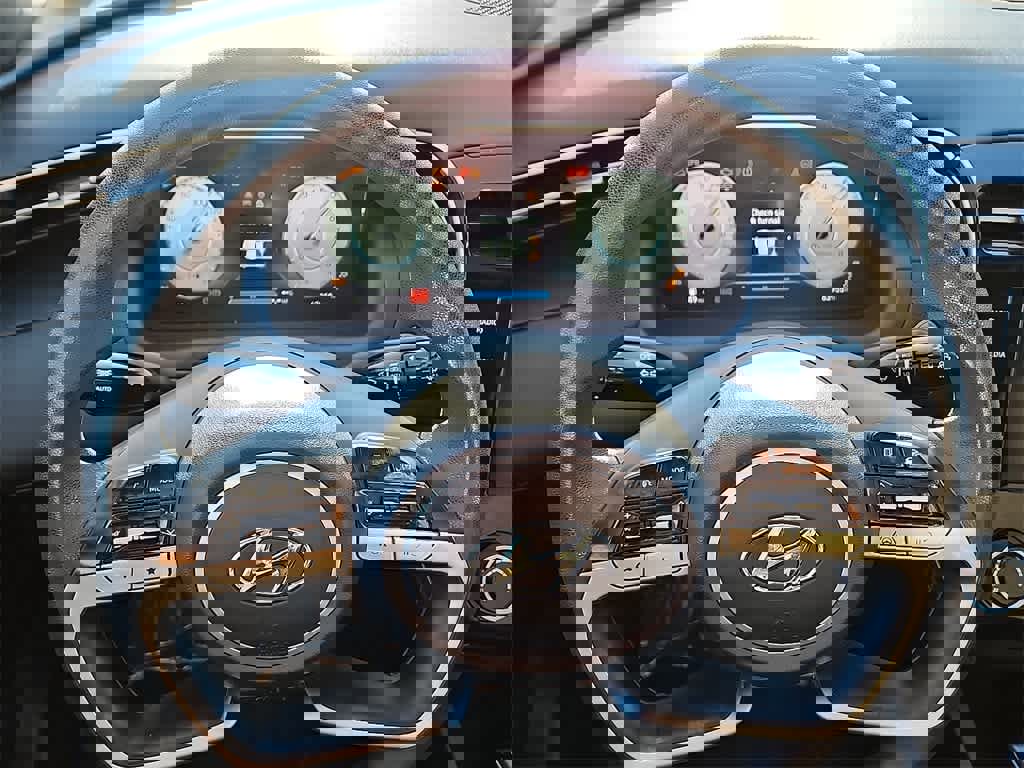 Used 2022 Hyundai Santa Cruz SEL w/ Activity Package image 17