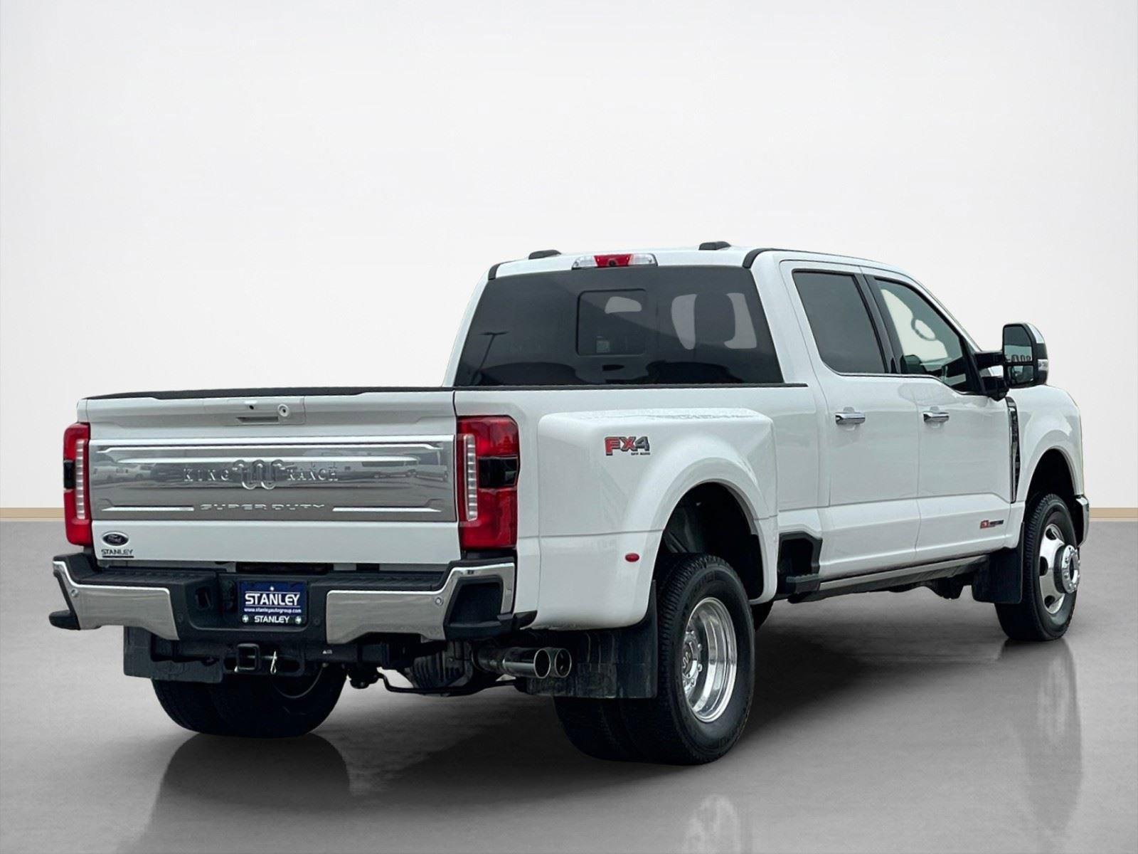 New 2026 Ford F350 King Ranch w/ Chrome Package AWD/4WD image 8