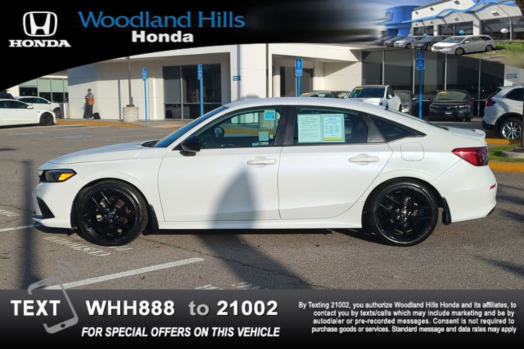 Used 2023 Honda Civic Sport image 8