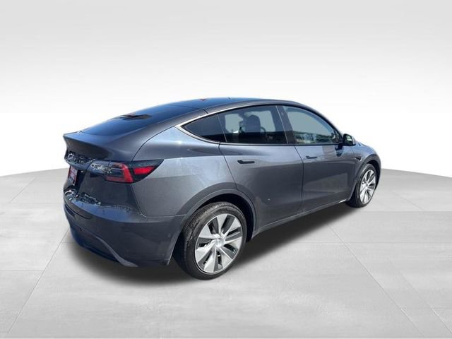 Used 2022 Tesla Model Y Long Range AWD/4WD image 3