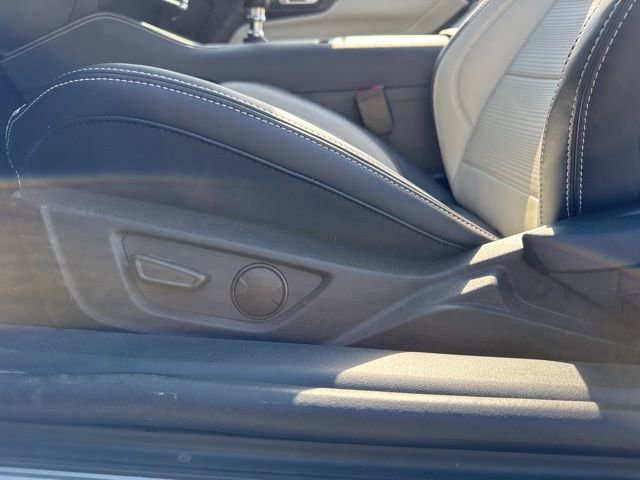 Used 2025 Ford Mustang GT Premium image 13