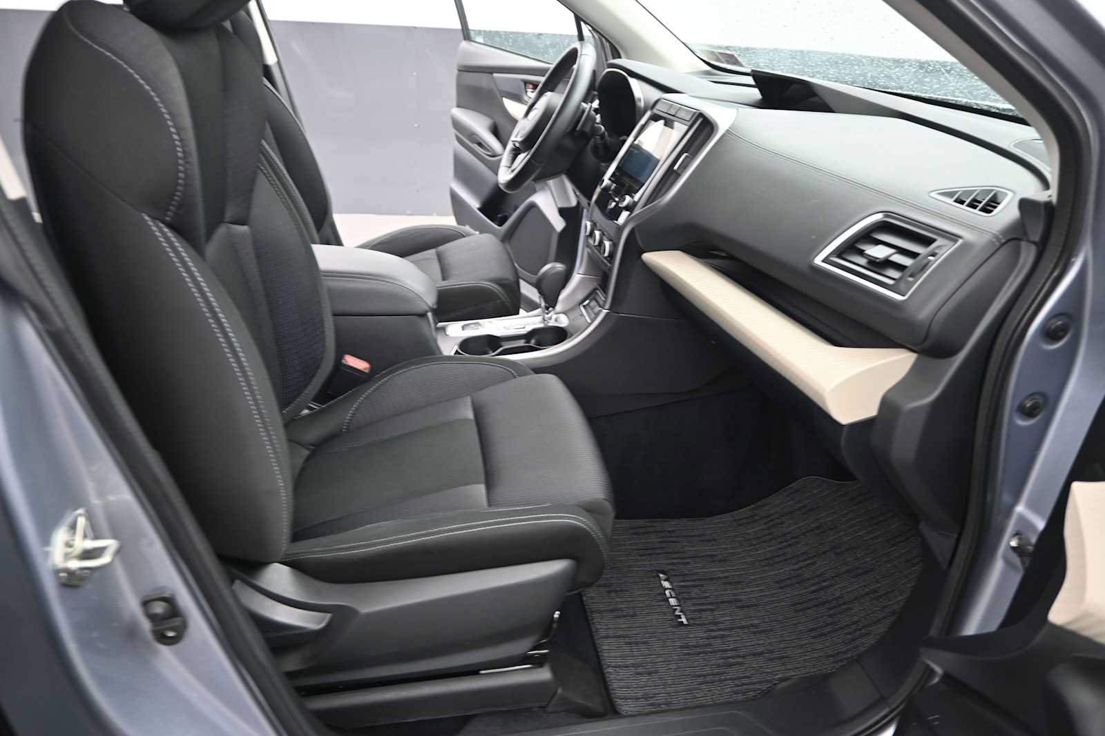 Used 2021 Subaru Ascent Premium w/ Convenience Package AWD/4WD image 22