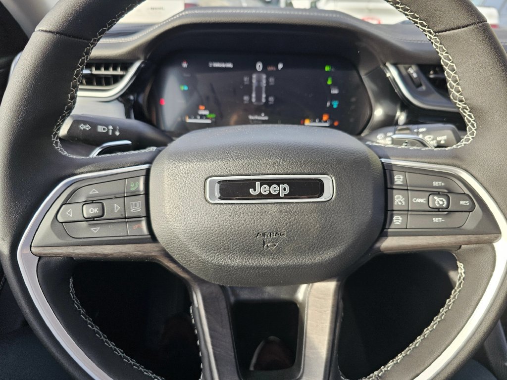 New 2024 Jeep Grand Cherokee Limited 4xe w/ Luxury Tech Group II AWD/4WD image 20