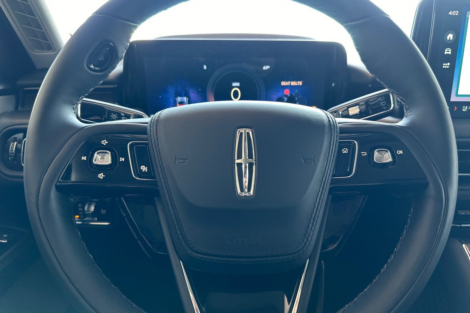 New 2025 Lincoln Aviator Reserve w/ Luxury Package image 21