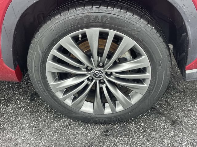 Used 2021 Toyota Highlander Platinum FWD image 7