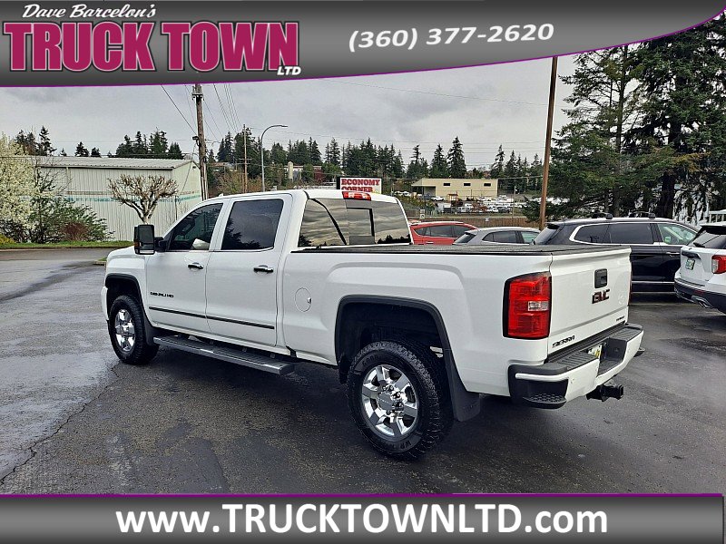 Used 2017 GMC Sierra 3500 Denali image 6
