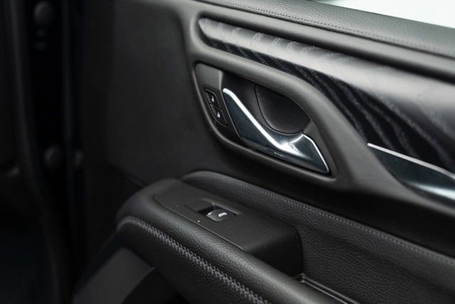 Used 2023 GMC Yukon XL Denali image 32