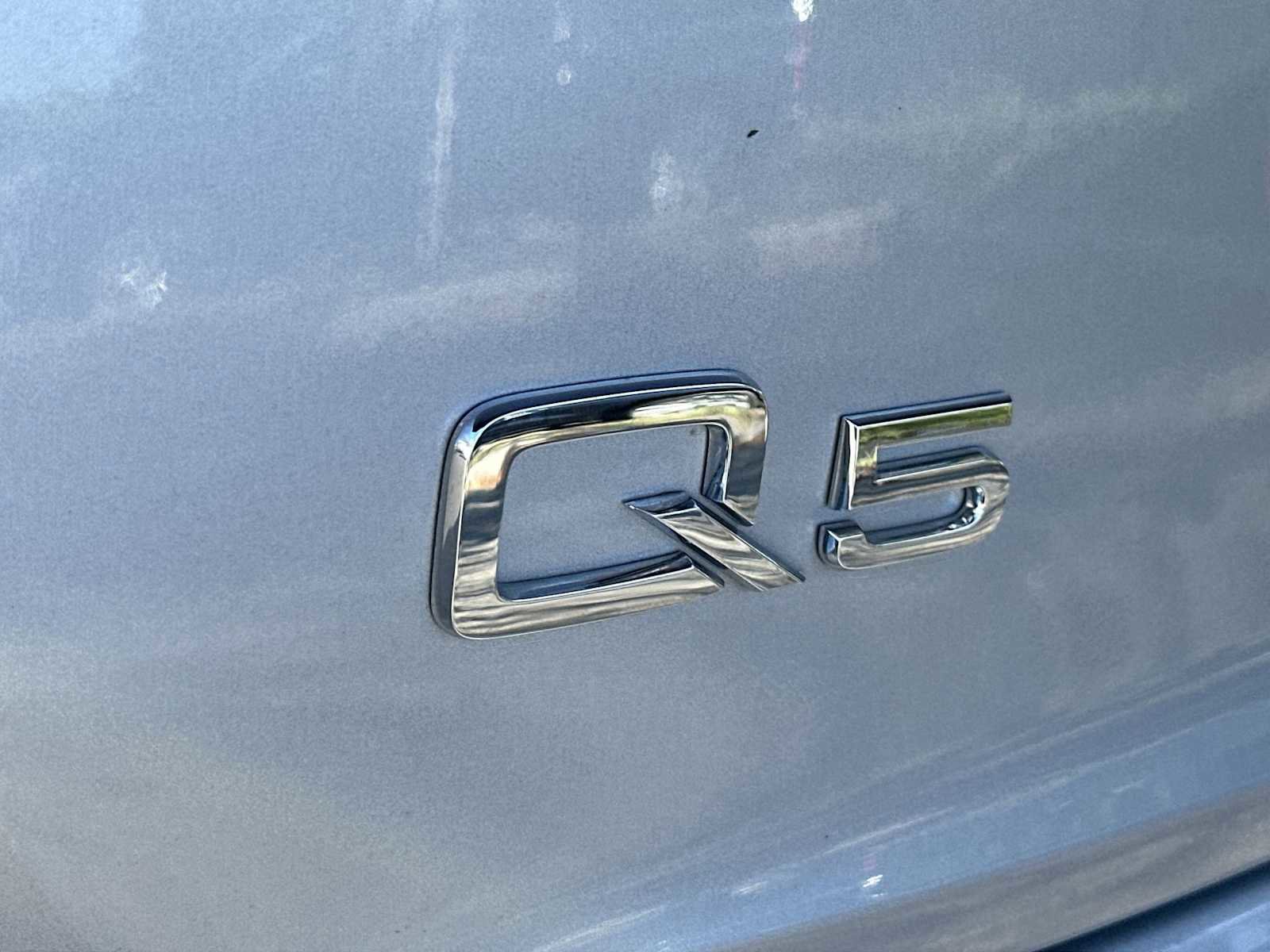 Used 2025 Audi Q5 2.0T Premium image 11