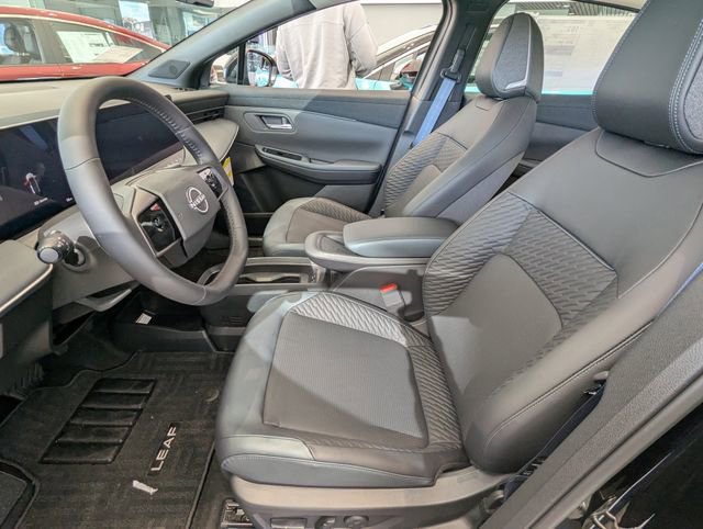 New 2026 Nissan Leaf Platinum+ w/ Cargo Package (Platinum+) image 18