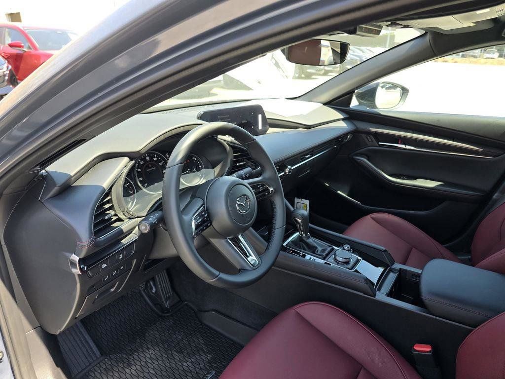 New 2026 MAZDA MAZDA3 Carbon image 22