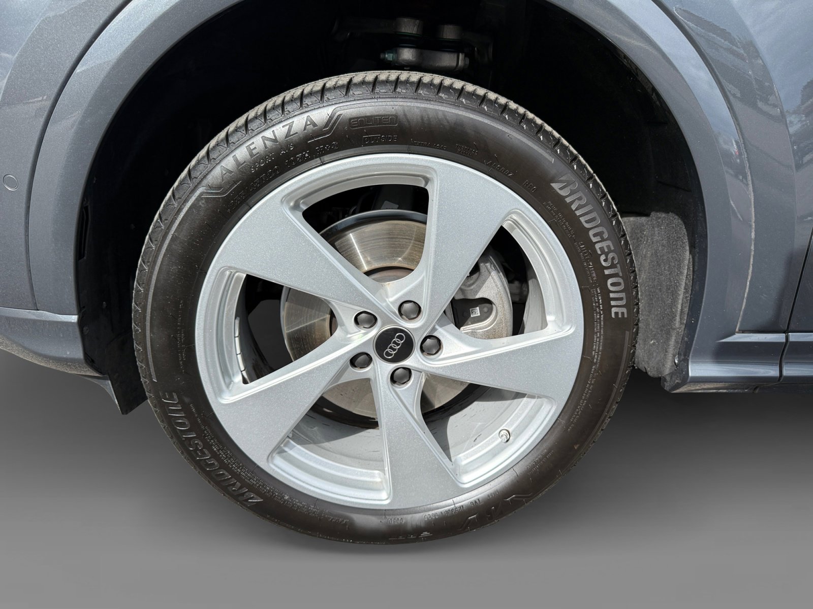 Certified 2025 Audi Q5 Premium Plus image 9