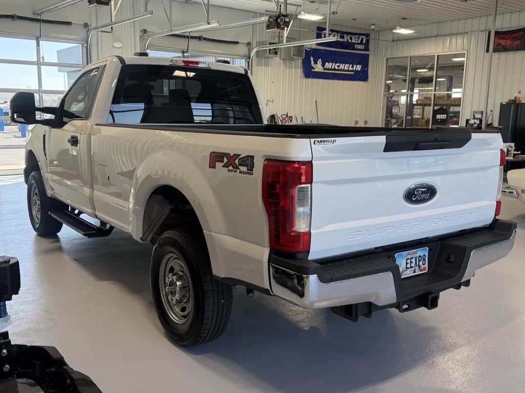 Used 2022 Ford F250 XL w/ Power Equipment Group AWD/4WD image 5