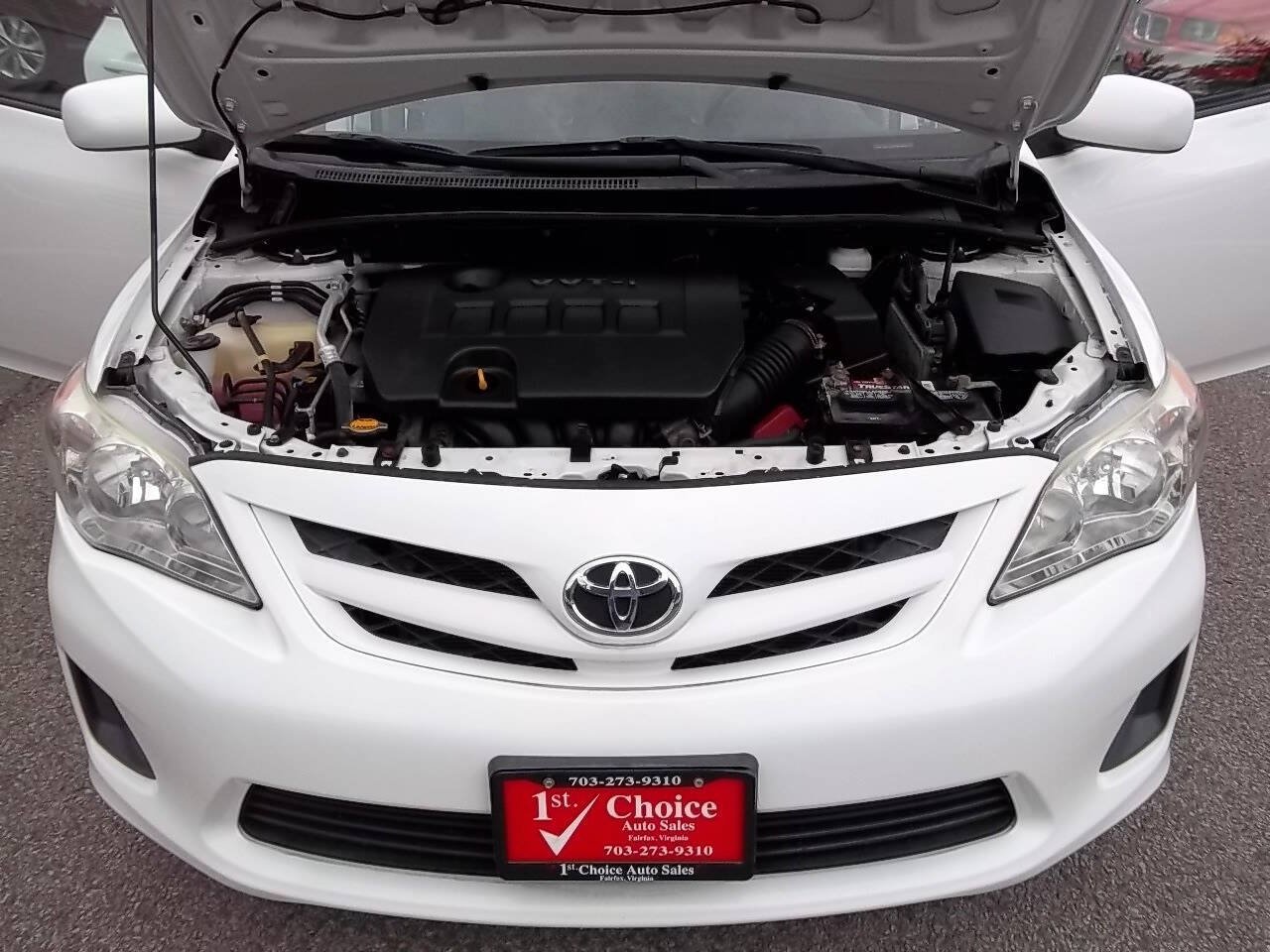 Used 2013 Toyota Corolla L FWD image 24