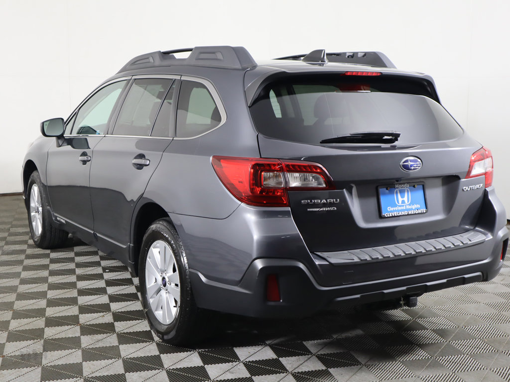 Used 2018 Subaru Outback 2.5i Premium AWD/4WD image 6