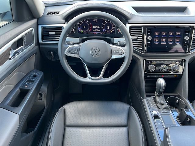 Used 2023 Volkswagen Atlas SE image 23