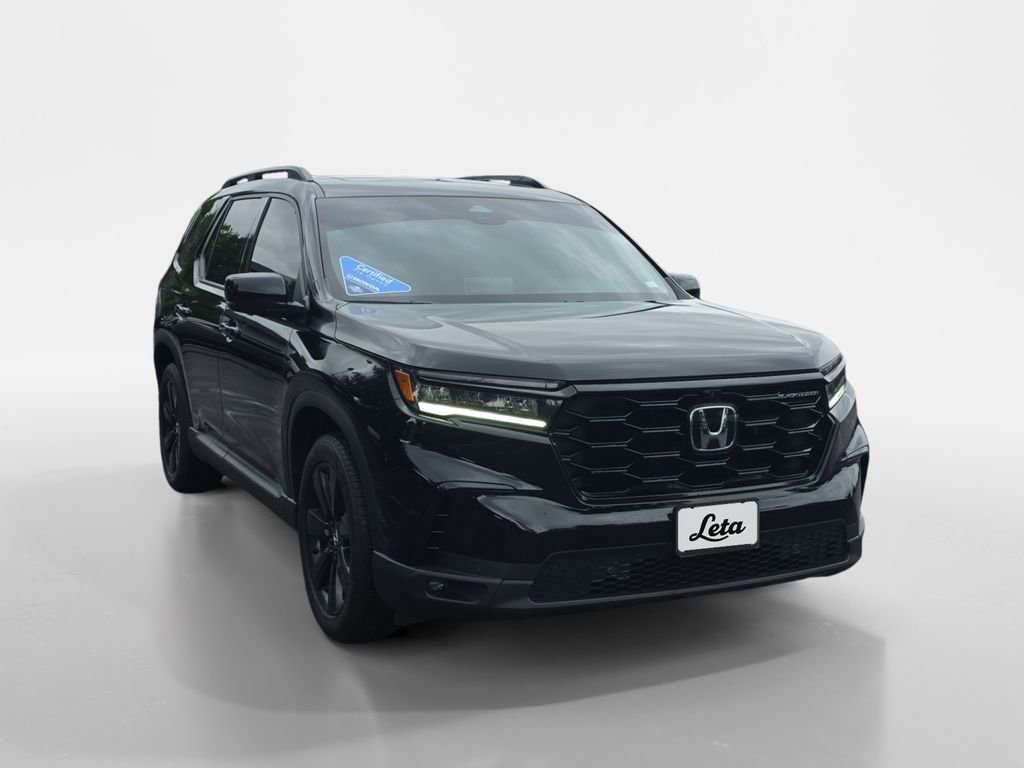 Certified 2025 Honda Pilot Black Edition image 2