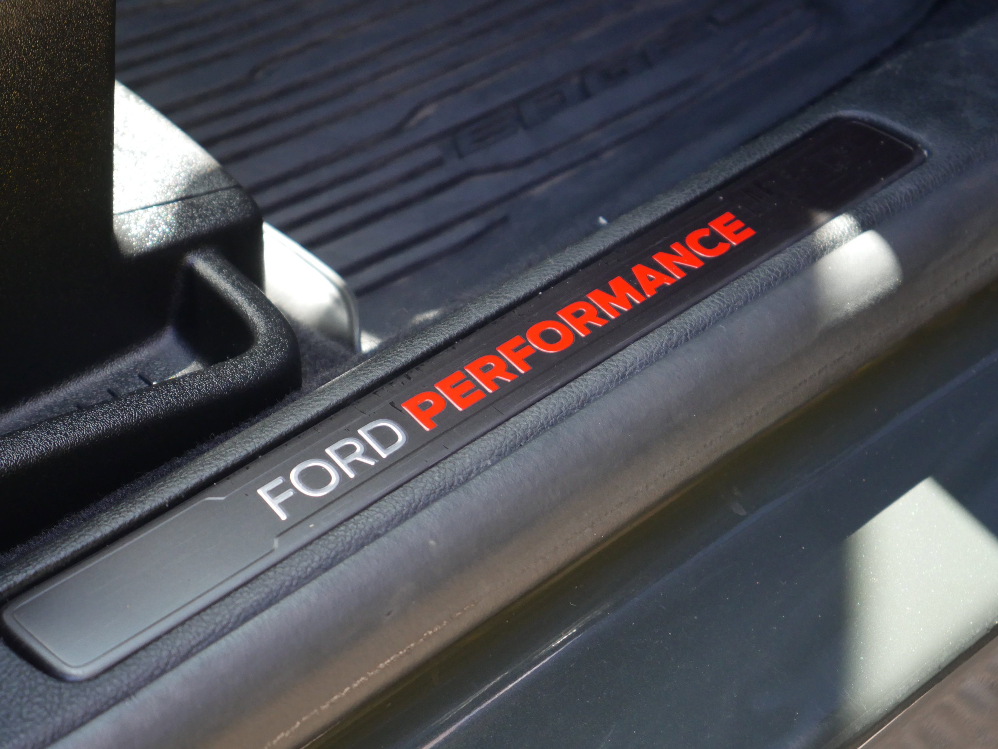 Used 2023 Ford Edge ST AWD/4WD image 30