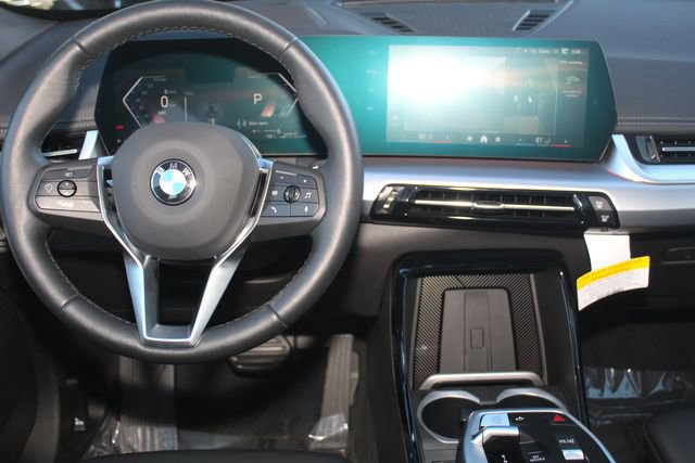 Used 2025 BMW X1 xDrive28i w/ Technology Package image 19