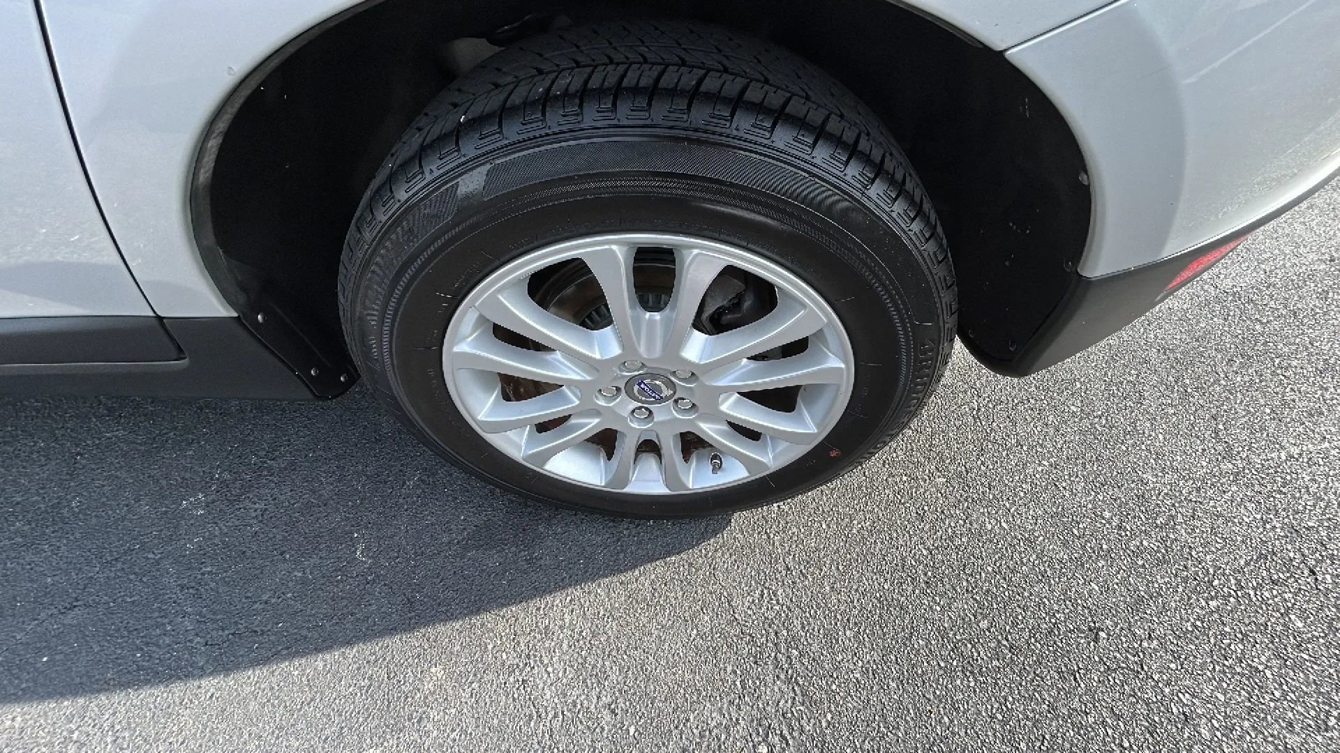 Used 2010 Volvo XC60 T6 AWD/4WD image 43