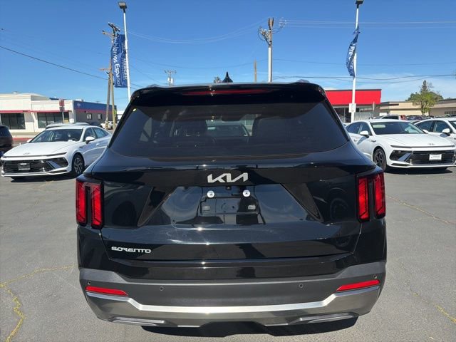 Used 2025 Kia Sorento EX image 6