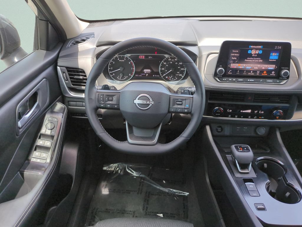 Certified 2026 Nissan Rogue SV FWD image 24