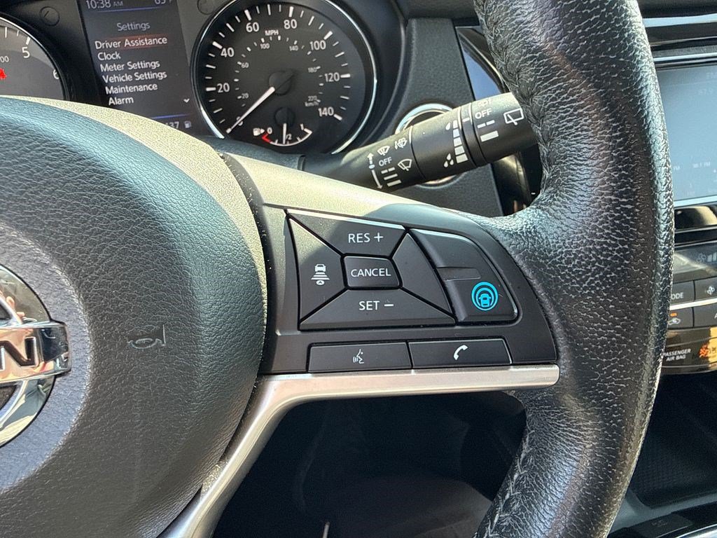 Used 2019 Nissan Rogue SL FWD image 23