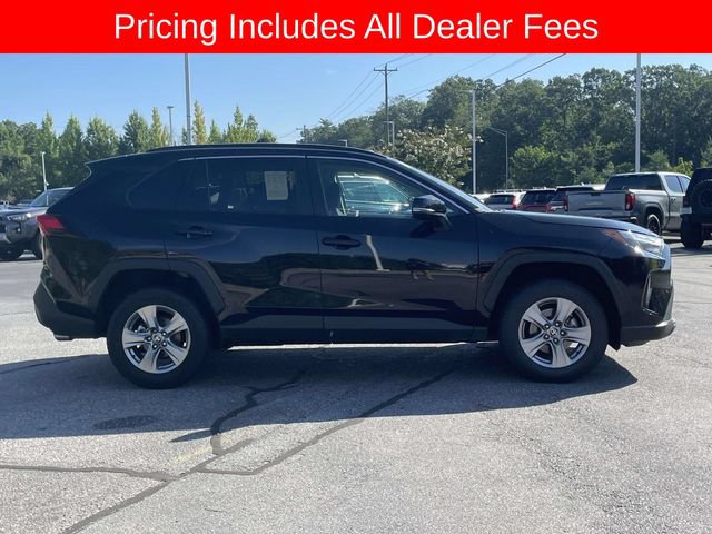 Used 2024 Toyota RAV4 XLE AWD/4WD image 6