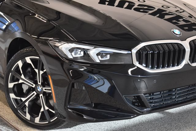 New 2026 BMW 330i xDrive Sedan w/ Premium Package AWD/4WD image 30