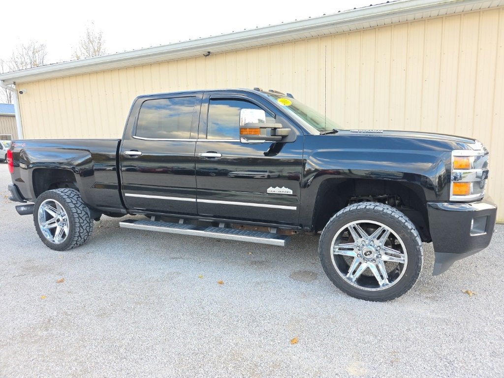 Used 2016 Chevrolet Silverado 2500 High Country w/ Duramax Plus Package image 5
