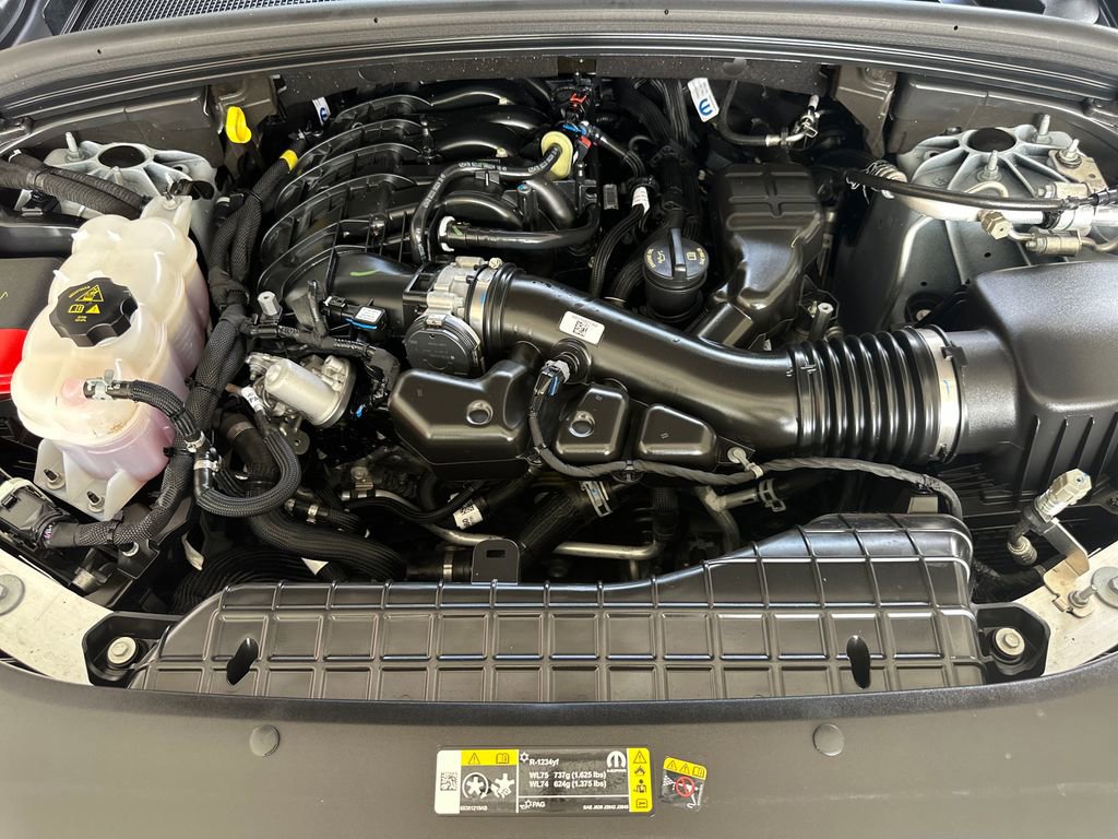 Used 2025 Jeep Grand Cherokee Laredo w/ Trailer Tow Package image 41