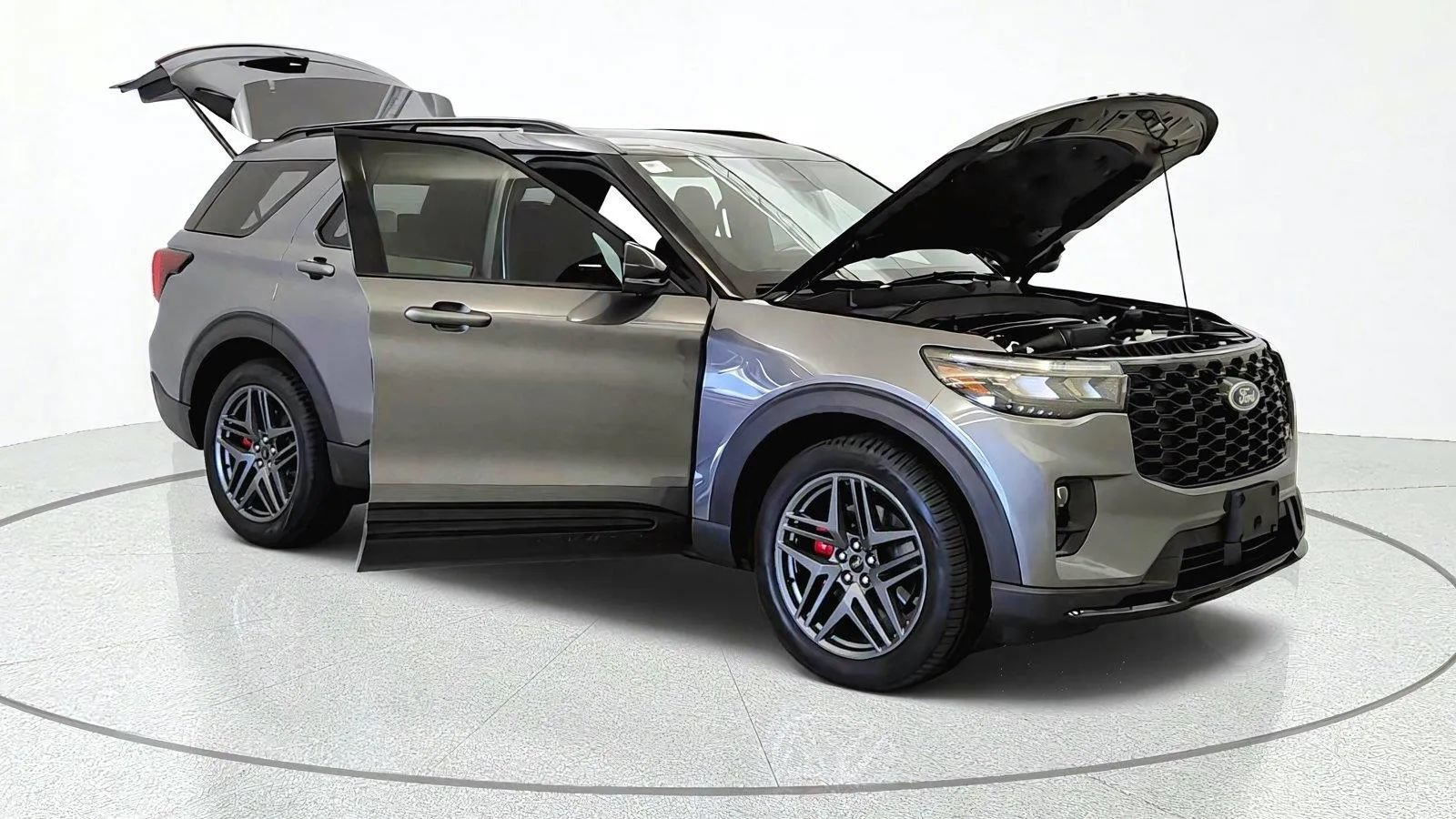 Used 2025 Ford Explorer ST w/ Sun And Sound Package RWD image 11