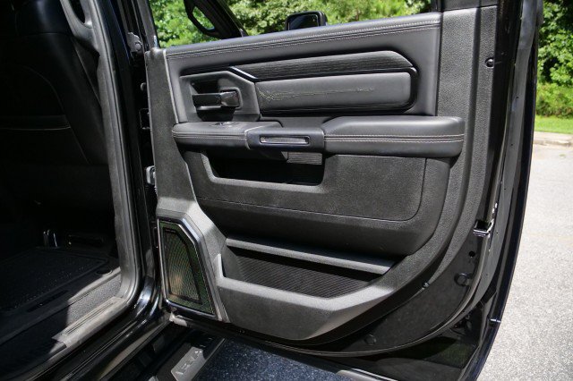 Used 2024 RAM 3500 Limited AWD/4WD image 32