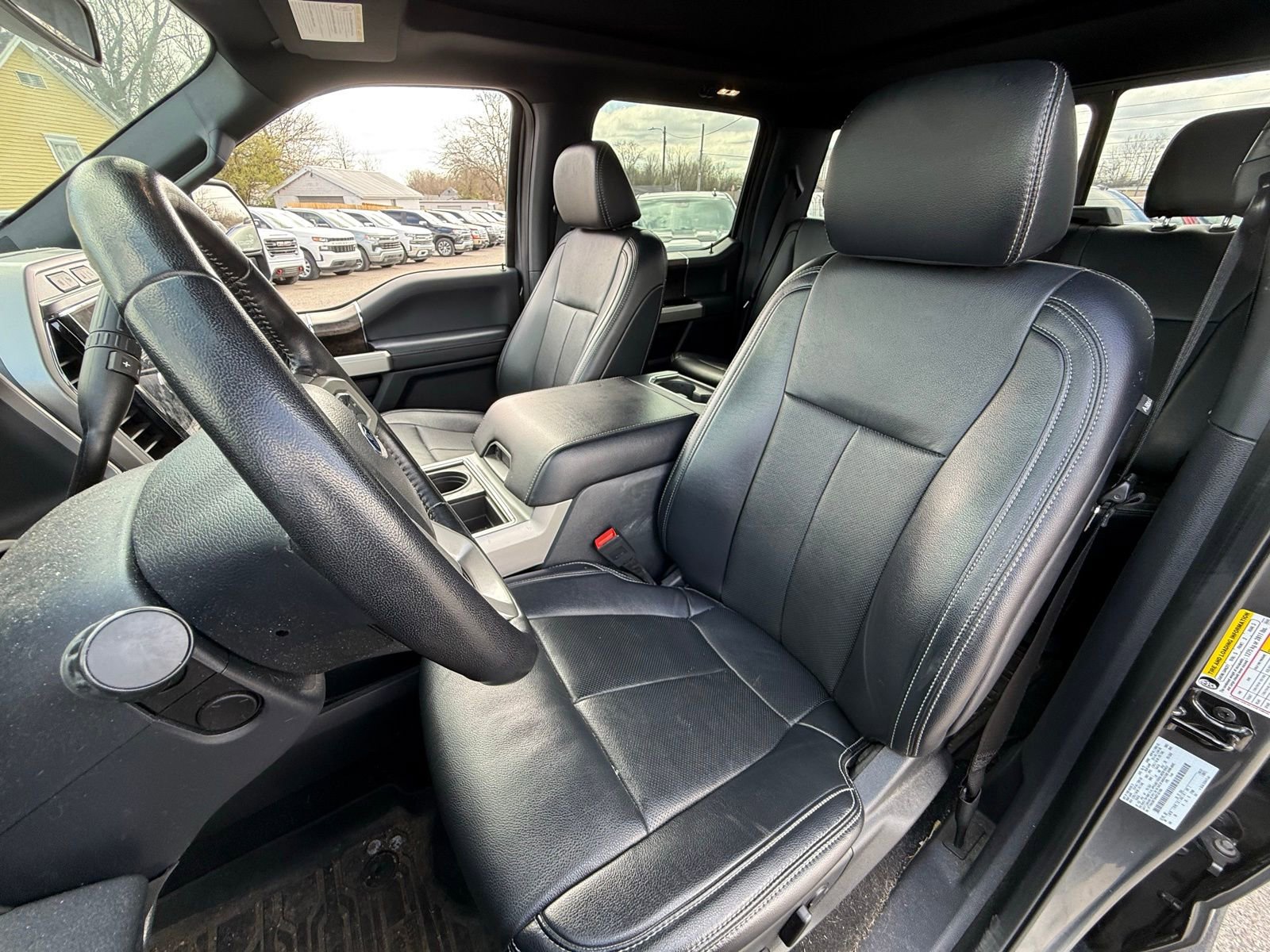 Used 2022 Ford F250 Lariat w/ Tremor Off-Road Package image 13