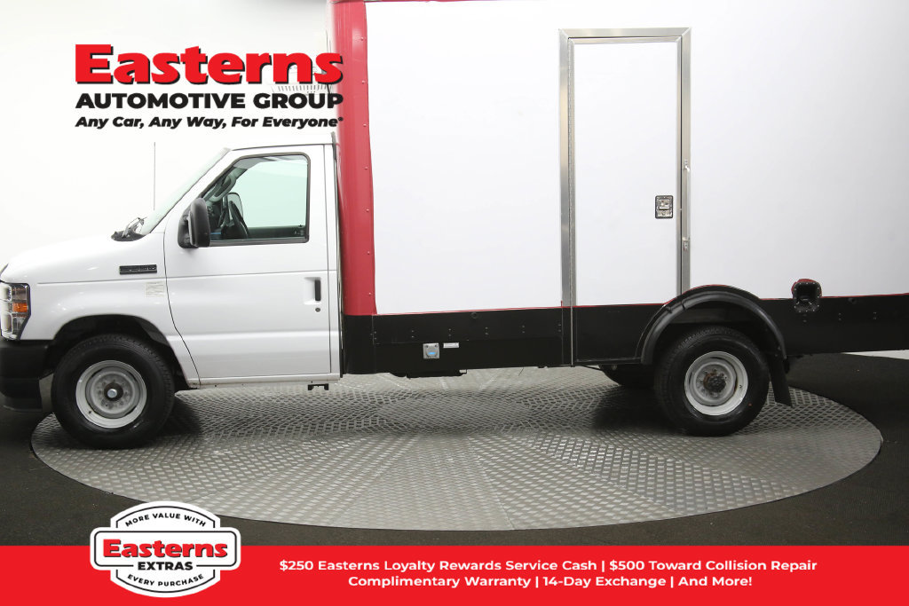 Used 2023 Ford E-350 and Econoline 350 Super Duty w/ Power Windows & Locks Group RWD image 59