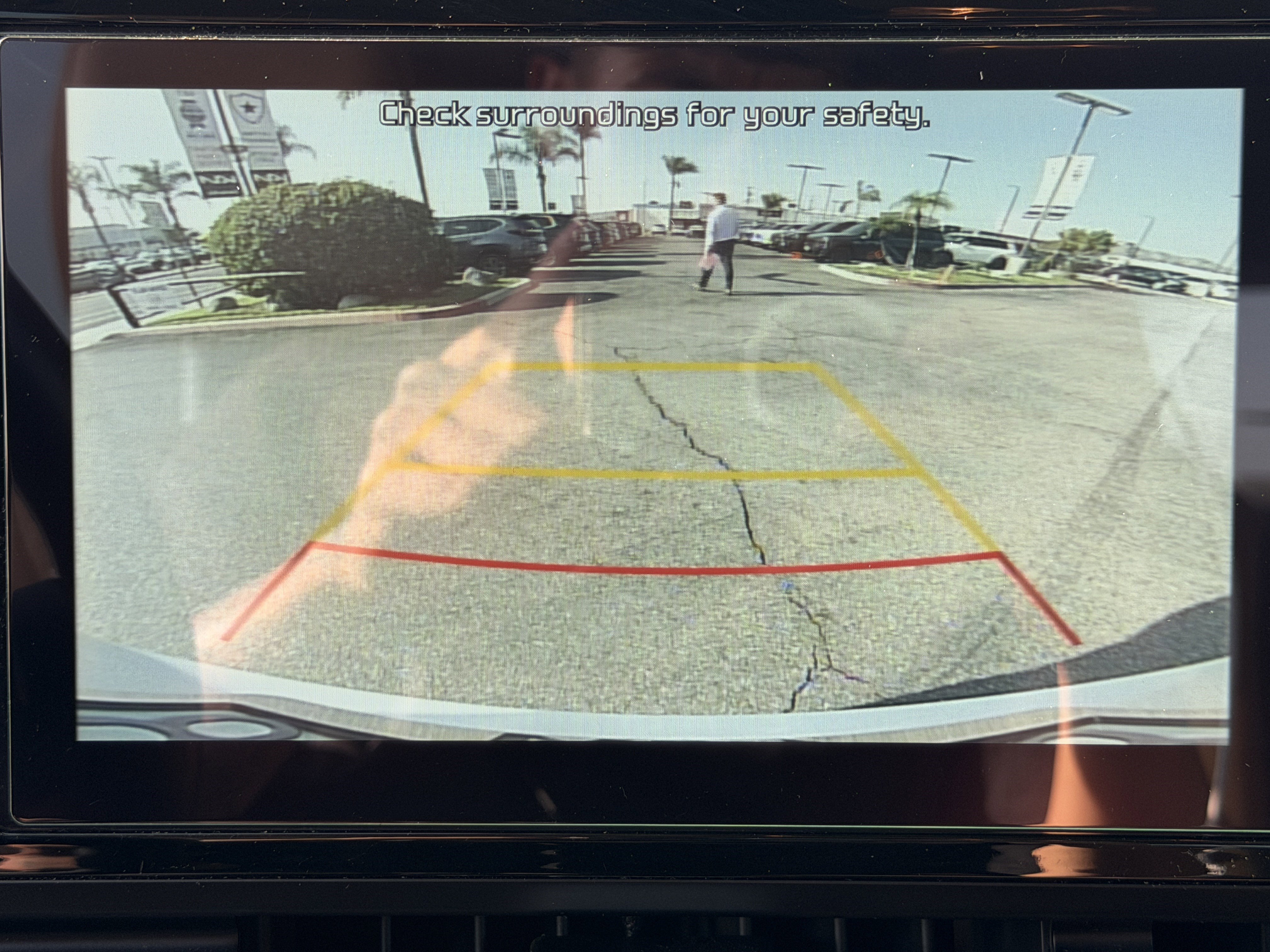 Used 2022 Kia Carnival EX FWD image 24