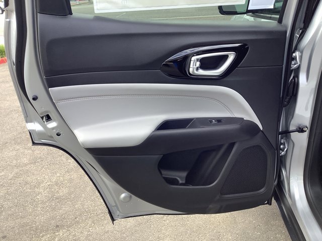 New 2026 Jeep Compass Limited image 24