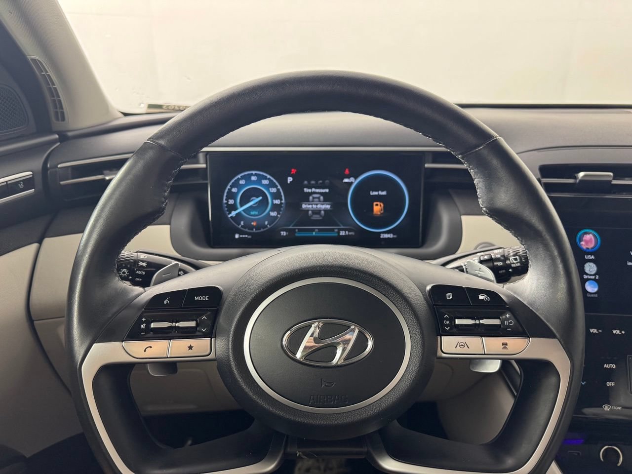 Used 2024 Hyundai Tucson Limited FWD image 14