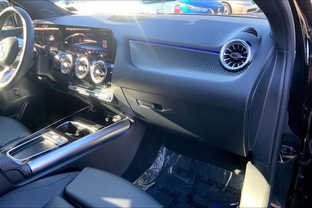 Used 2025 Mercedes-Benz GLA 250 4MATIC image 14