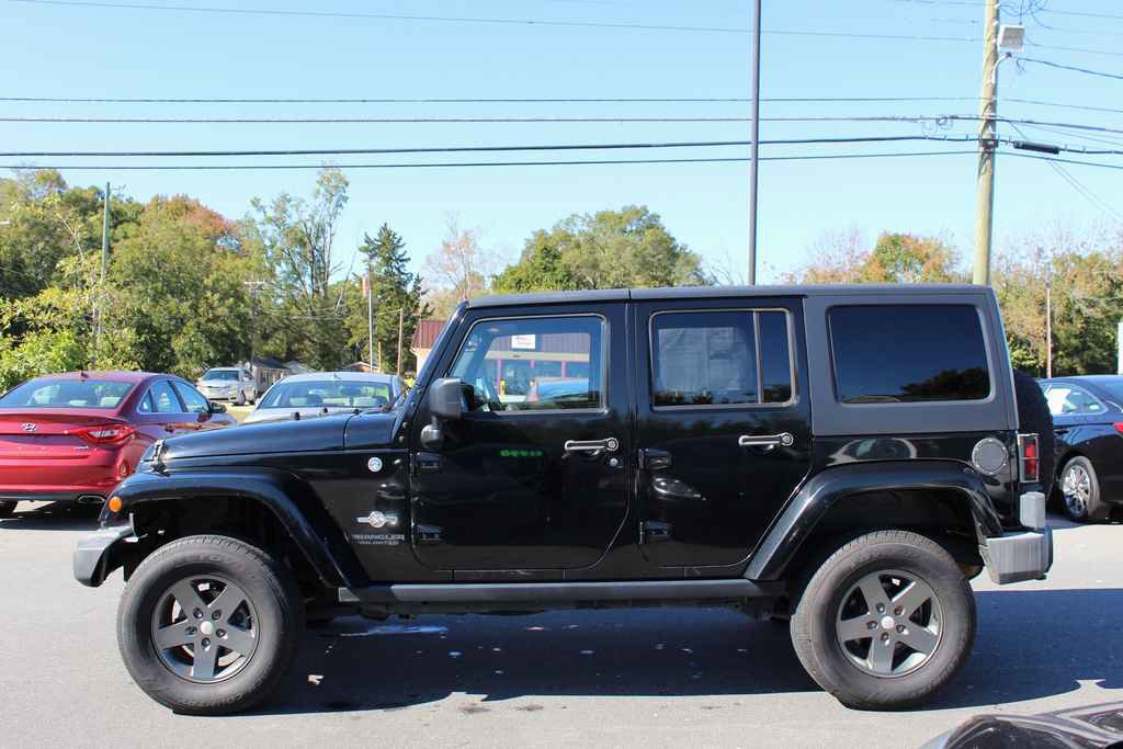 Used 2015 Jeep Wrangler Unlimited Sport image 9