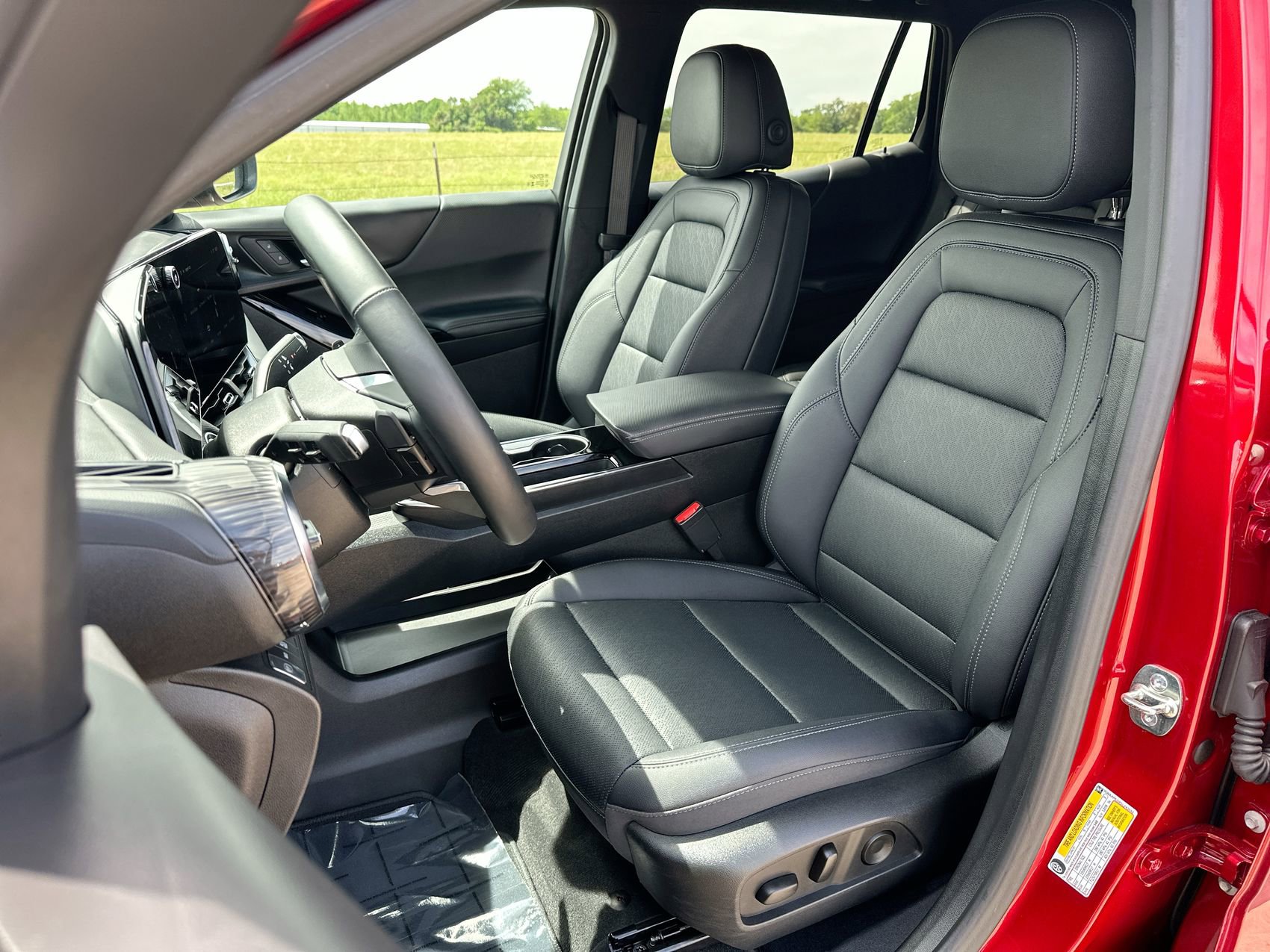 Used 2025 Chevrolet Equinox LT w/ Convenience Package II AWD/4WD image 11