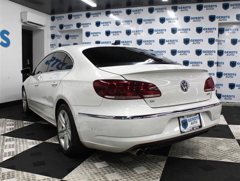 Used 2013 Volkswagen CC Sport FWD image 2