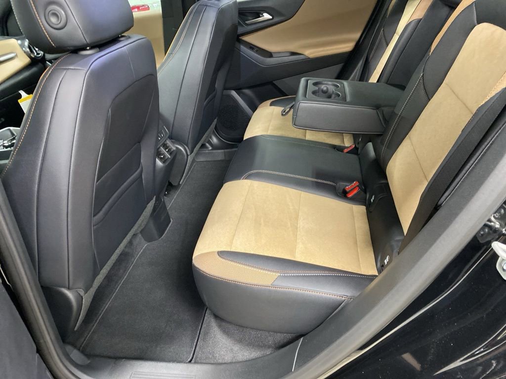 New 2026 Chevrolet Equinox ACTIV w/ Convenience Package III AWD/4WD image 25